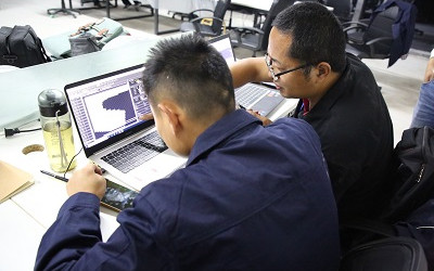 安裝調試同步進行，是快速推進項目工期的有效措施